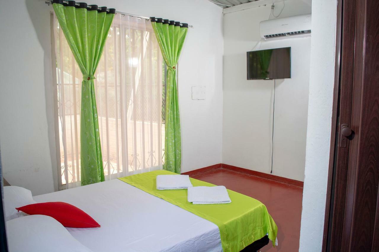Hostal El Ruby Вильявьеха Экстерьер фото