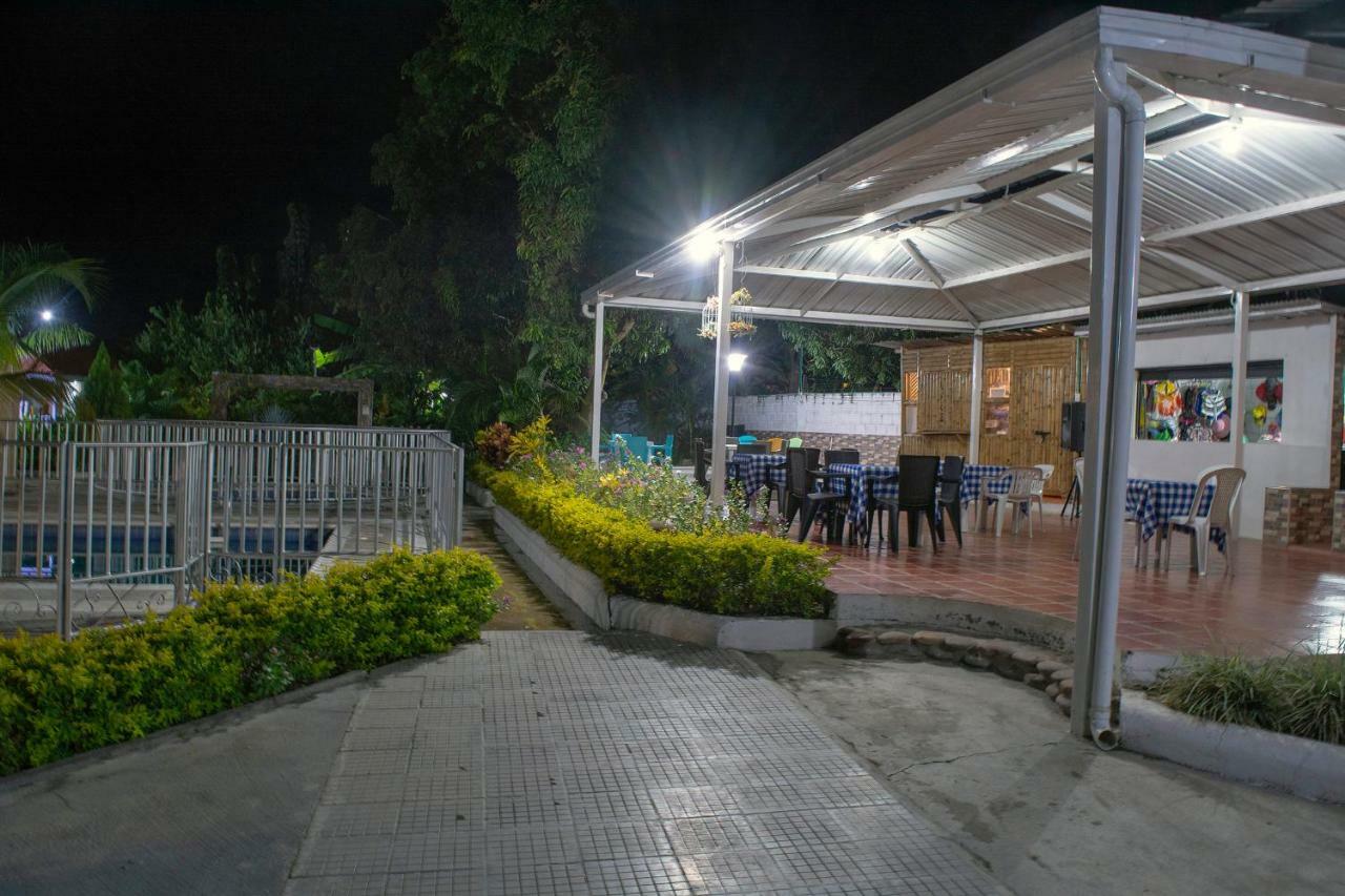 Hostal El Ruby Вильявьеха Экстерьер фото